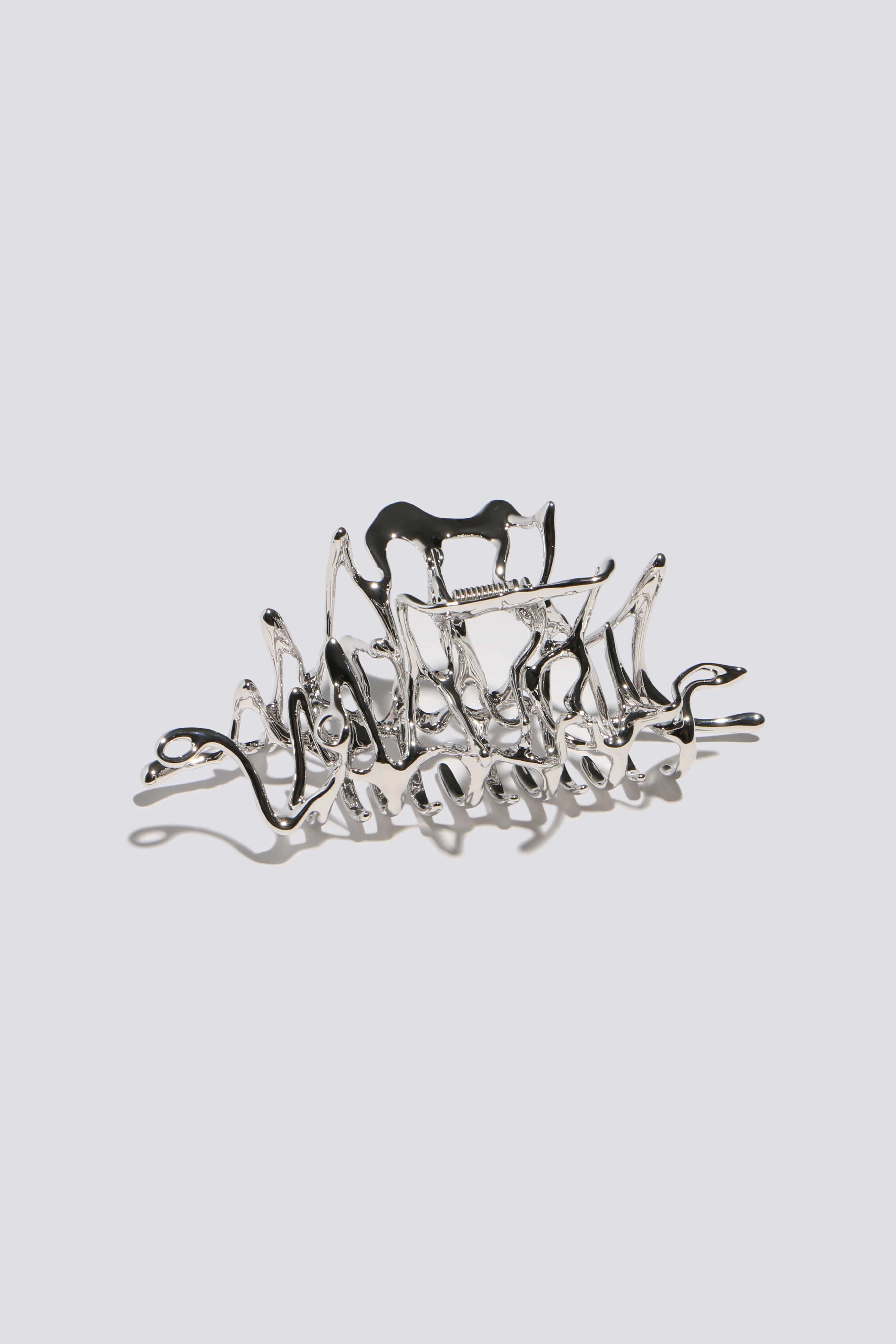 Rippled Metal Hair Claw